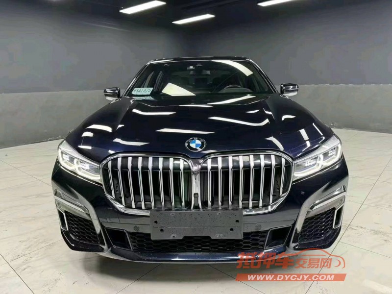 成都19年宝马7系1