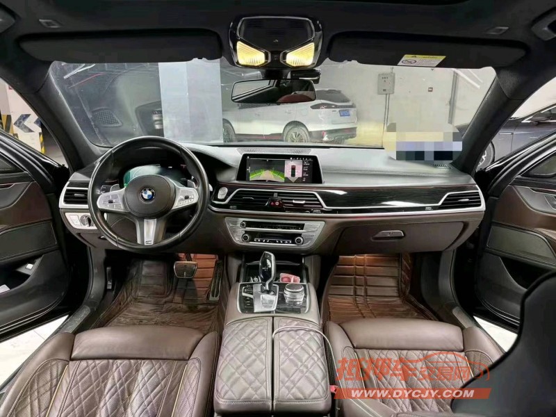 成都19年宝马7系5