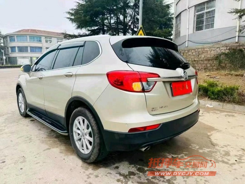 潍坊16年别克昂科威5