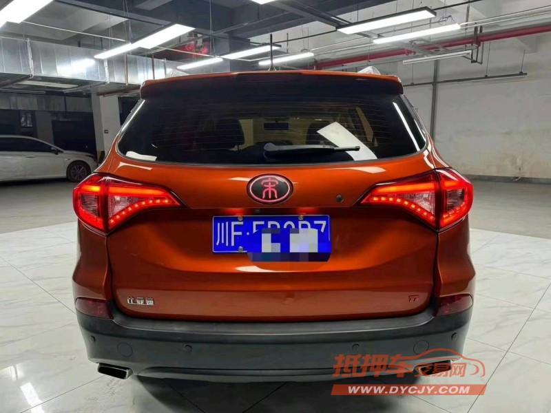 成都17年比亚迪宋6