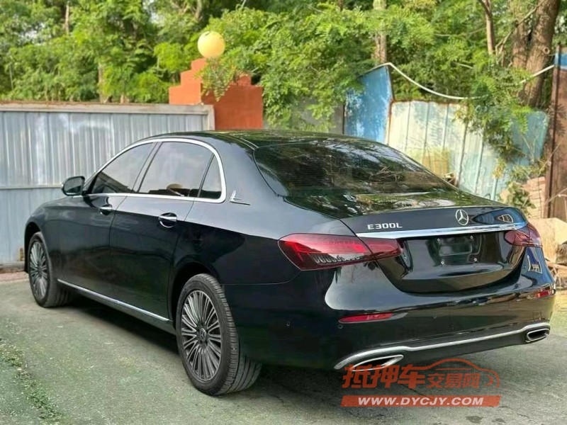 潍坊22年奔驰E8