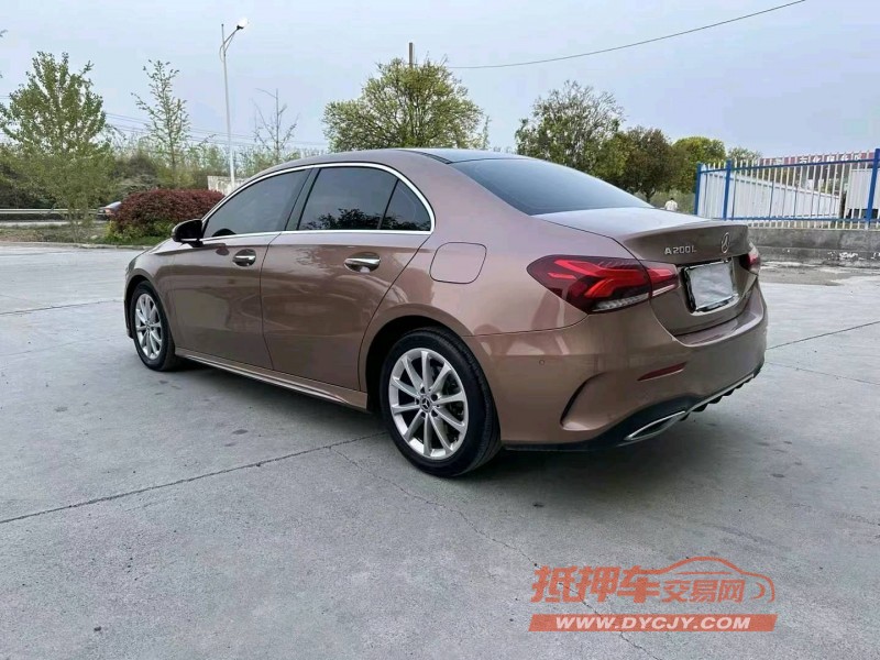 徐州21年奔驰A8