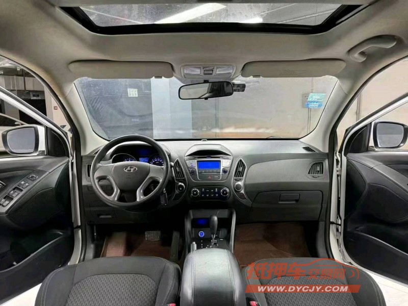 成都17年现代ix358