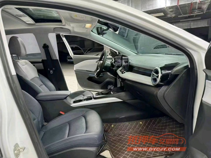 成都24年雪佛兰科鲁泽4