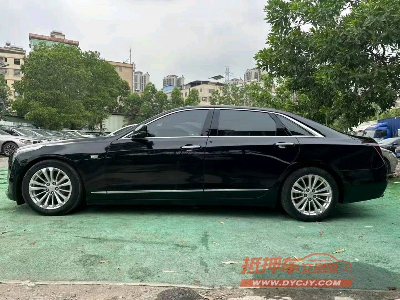 广州17年凯迪拉克CT64