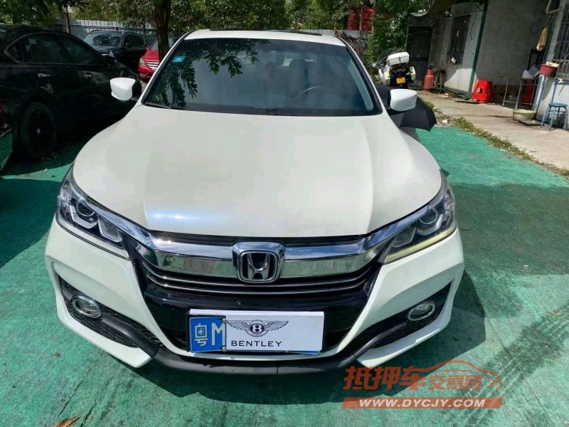 广州17年本田雅阁1