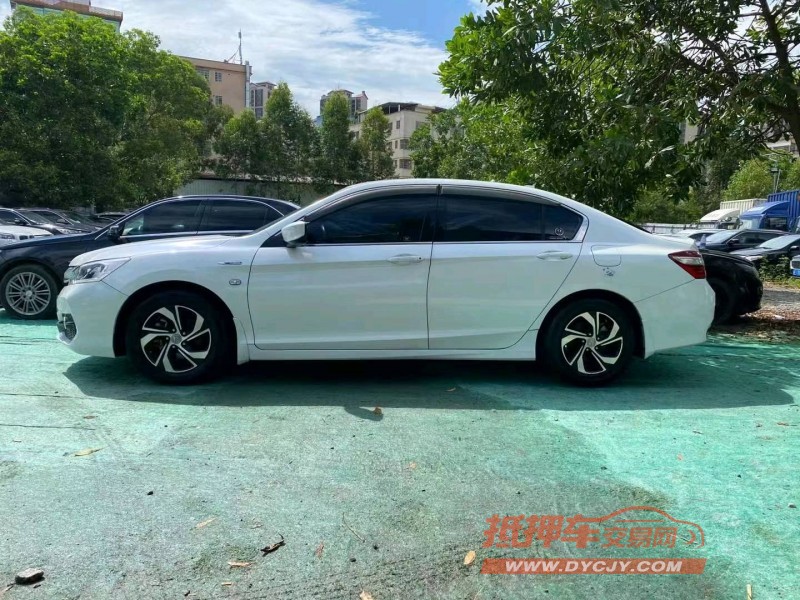 广州17年本田雅阁4