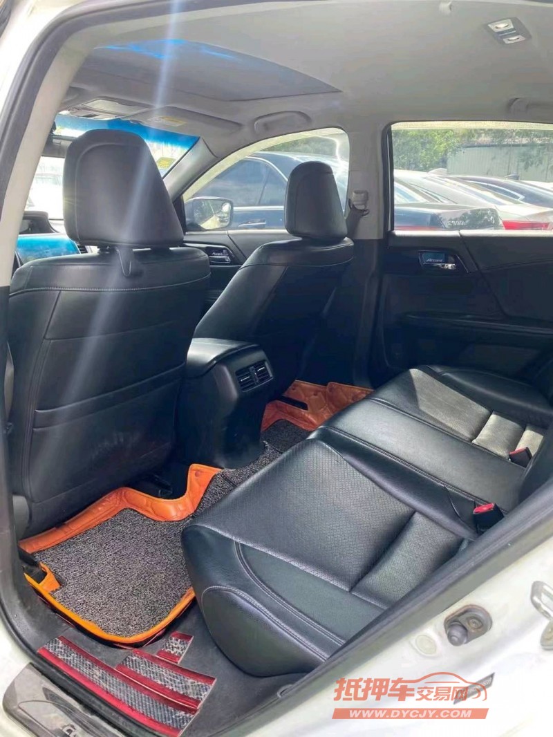 广州17年本田雅阁8