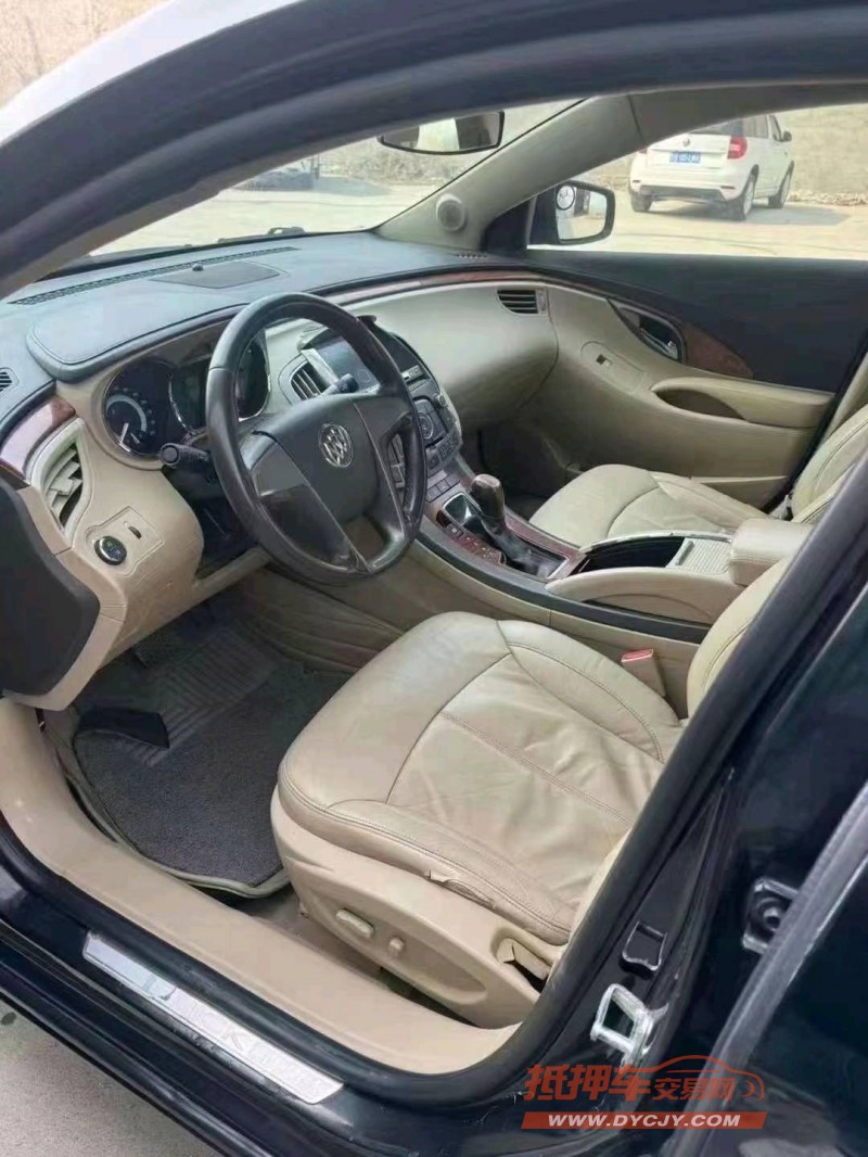 菏泽12年别克君越2