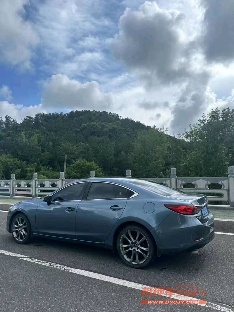青岛16年马自达阿特兹5