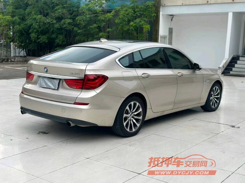 湛江10年宝马5系GT3