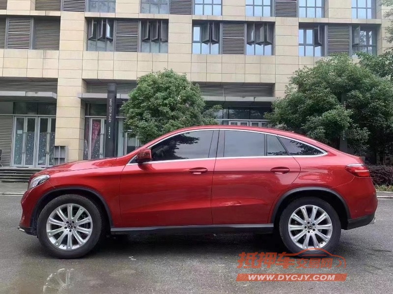 成都17年奔驰GLE3