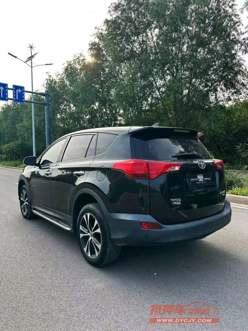 東營16年豐田RAV4榮放3