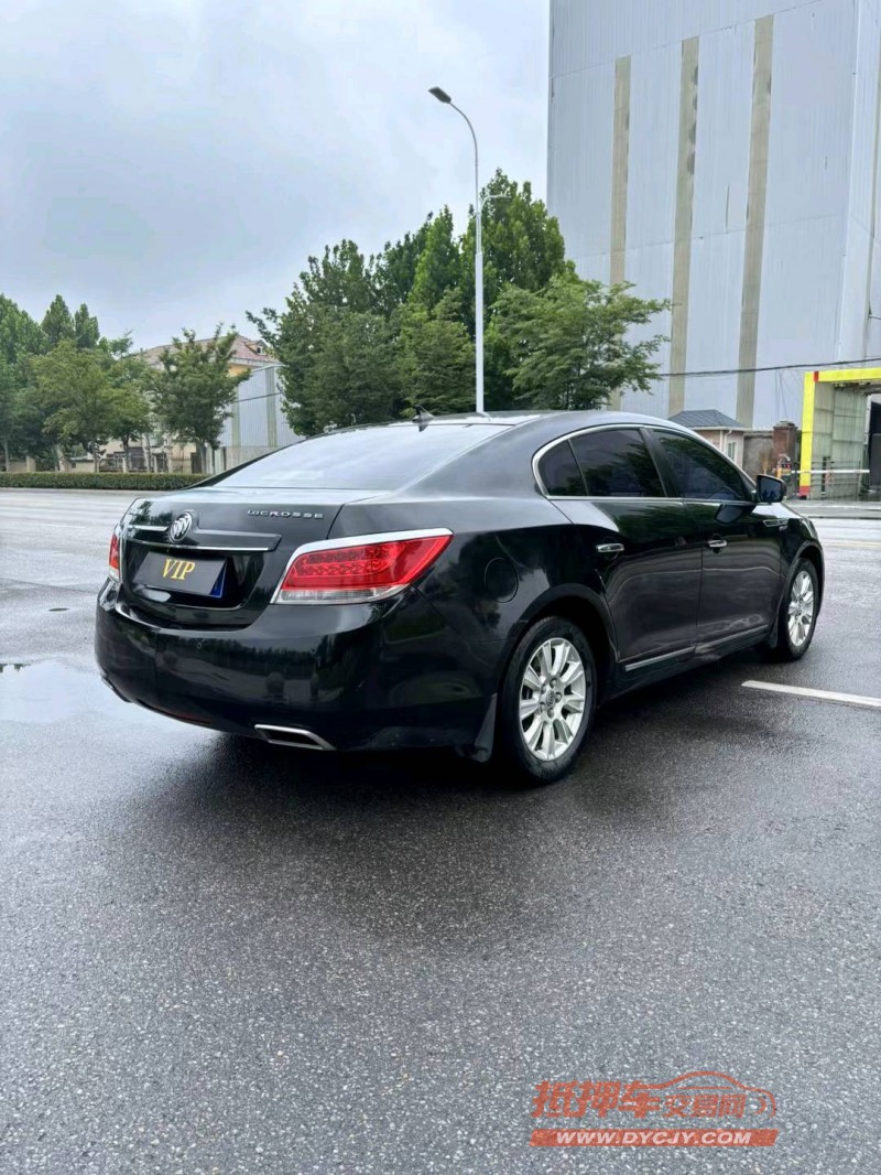 宿迁13年别克君越8