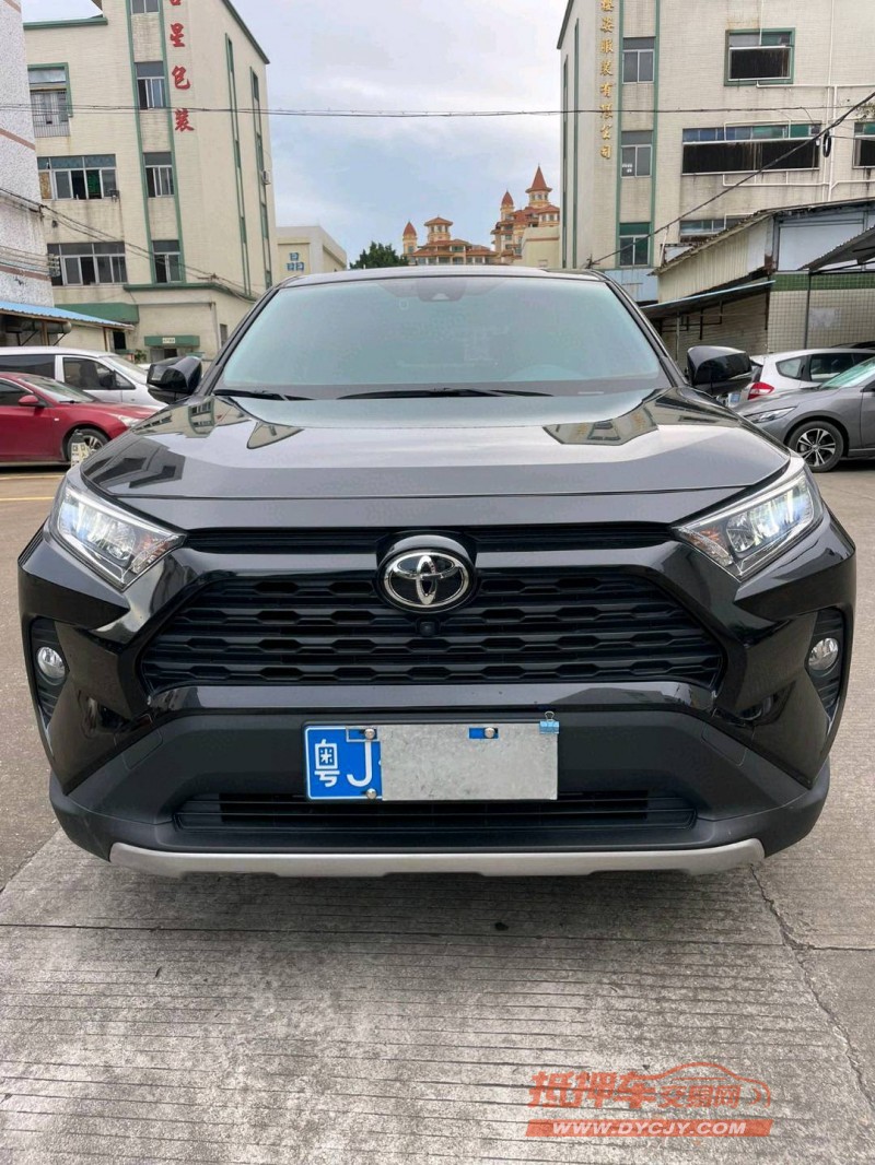 中山23年丰田RAV41