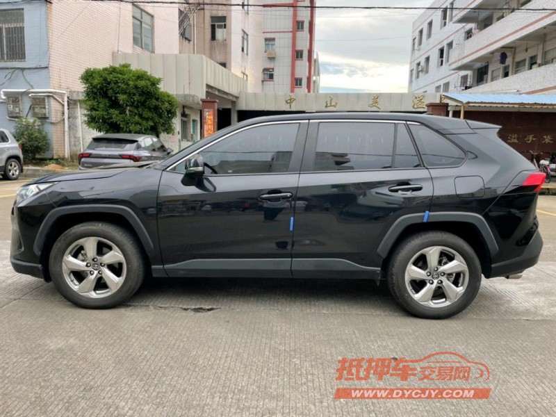 中山23年丰田RAV43