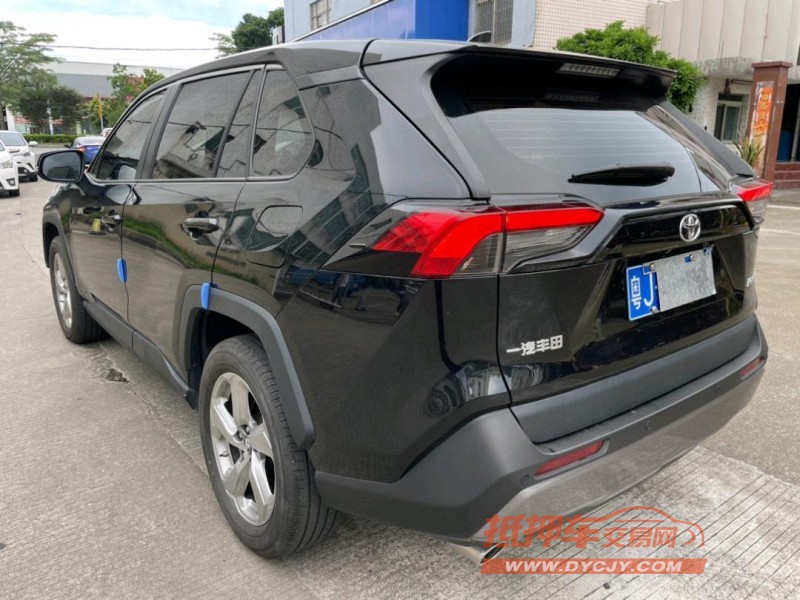 中山23年丰田RAV45