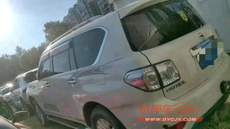 武汉17年日产途乐6