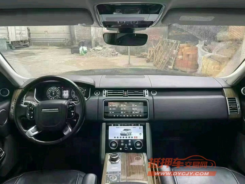佛山19年路虎揽胜行政3