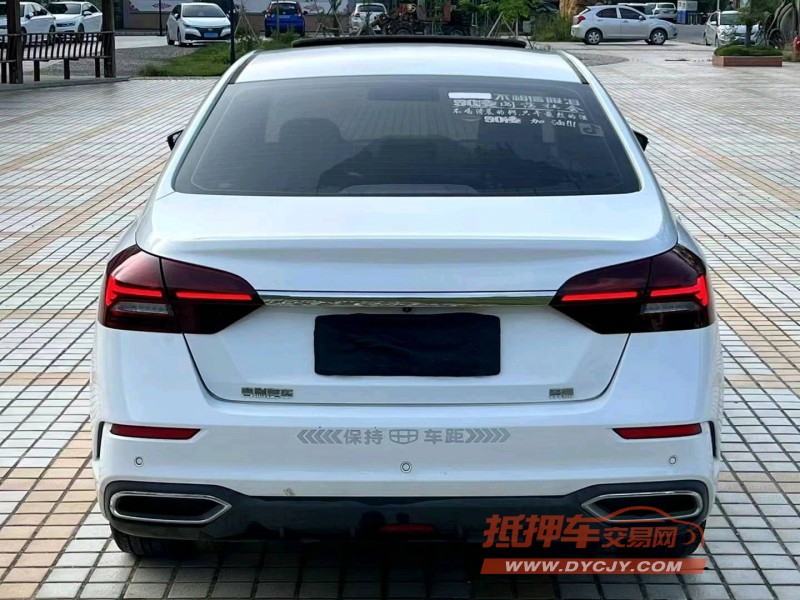 汕头22年吉利帝豪9
