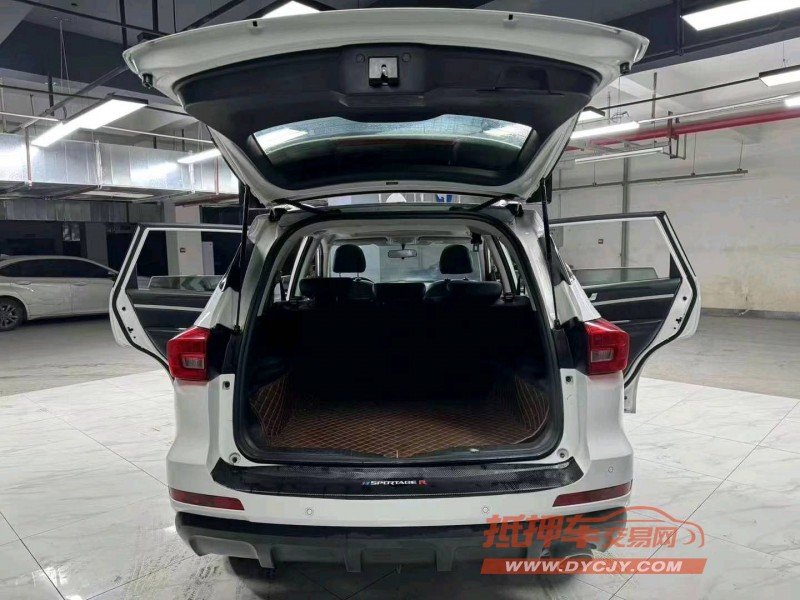 成都19年哈弗M67