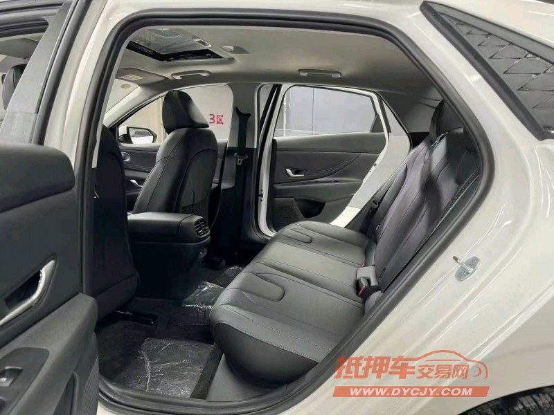 成都24年现代伊兰特6