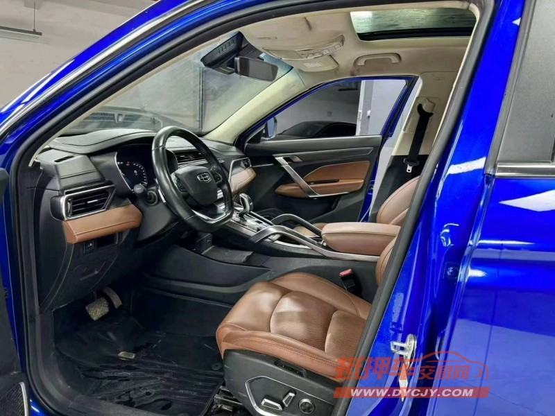 成都20年吉利博越4