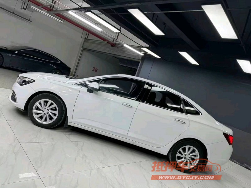 成都18年别克威朗3