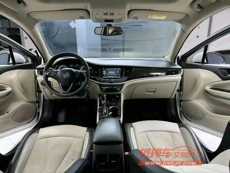 成都18年别克威朗9