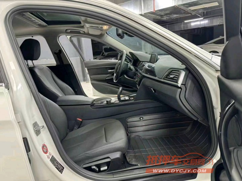 成都17年宝马3系4