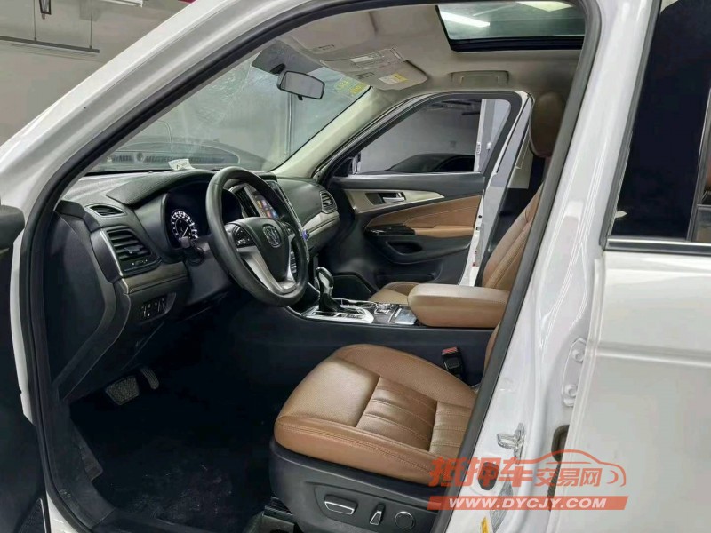 成都17年长安汽车CS954