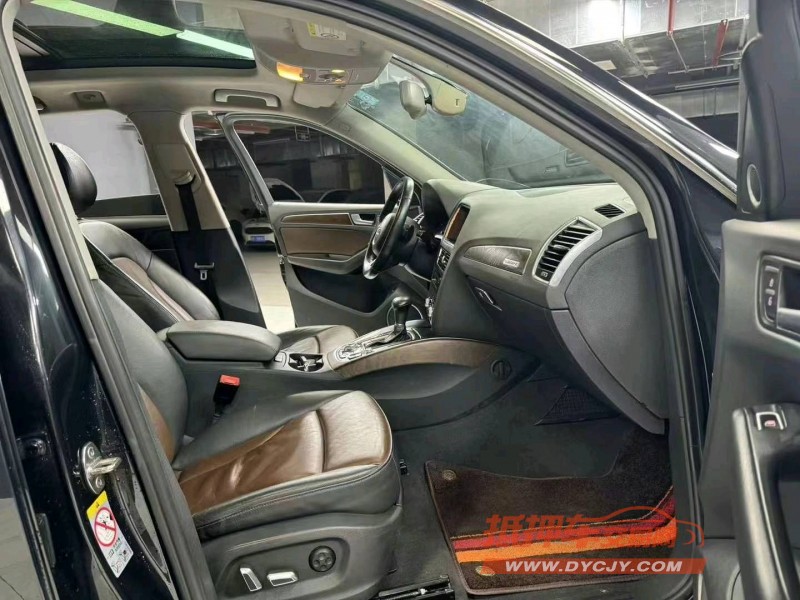 成都16年奥迪Q54