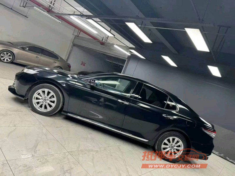 成都20年丰田凯美瑞3