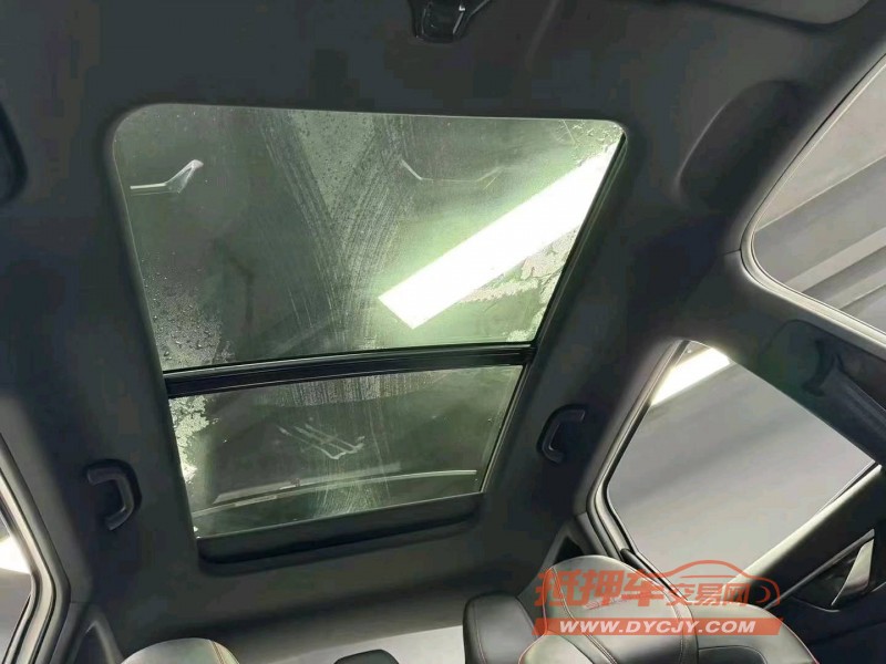 成都23年北汽制造魔方6