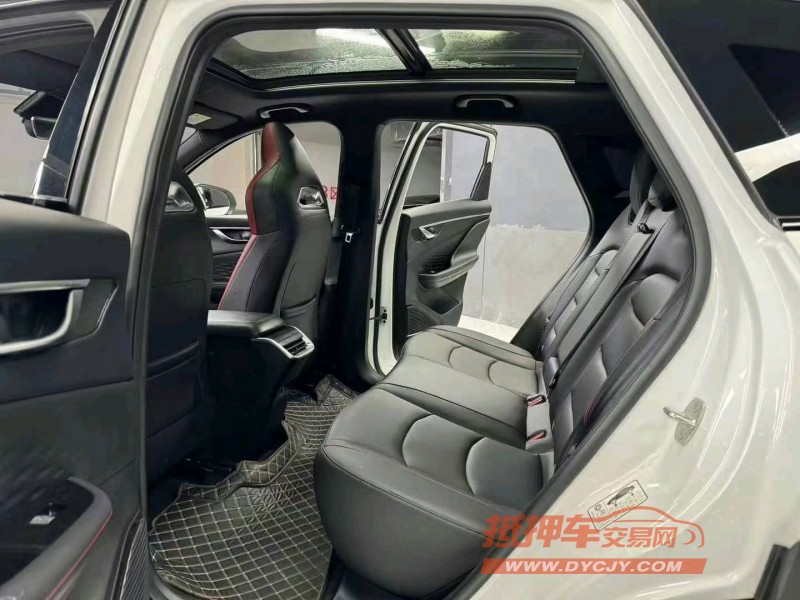 成都23年北汽制造魔方9