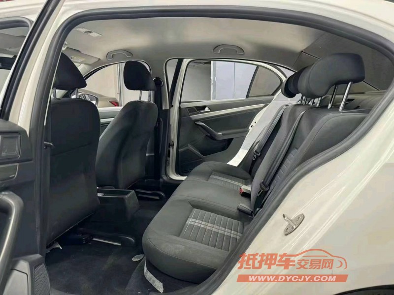 成都21年大众朗逸9