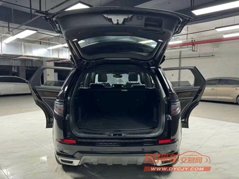 成都20年路虎揽胜运动8