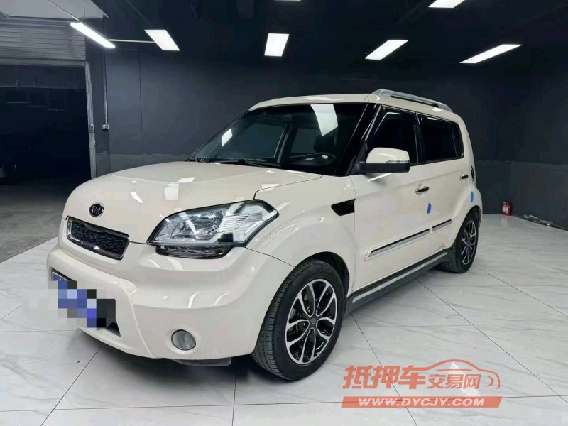 成都14年起亚秀尔2