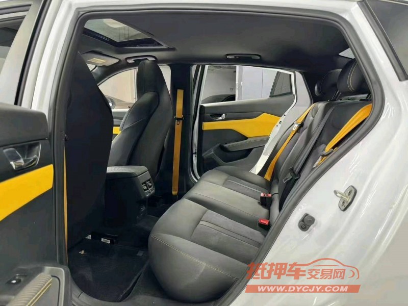 成都22年东风奕炫5