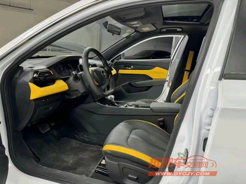 成都22年东风奕炫6