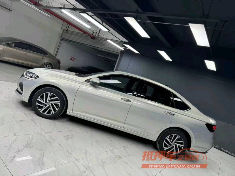 成都22年大众朗逸3