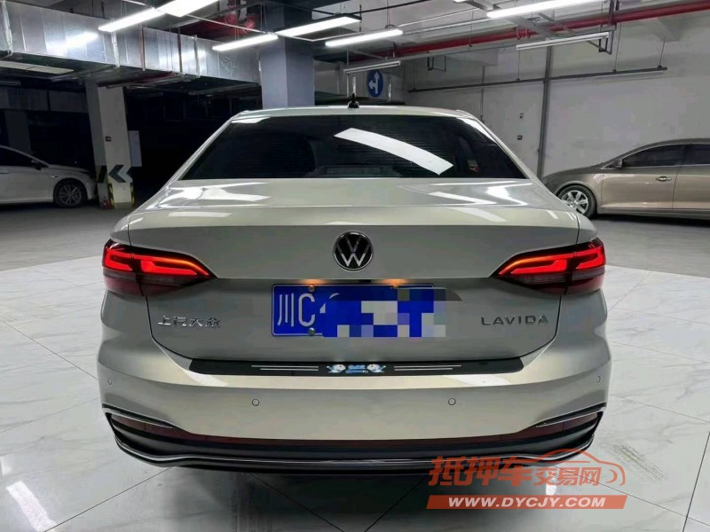 成都22年大众朗逸8