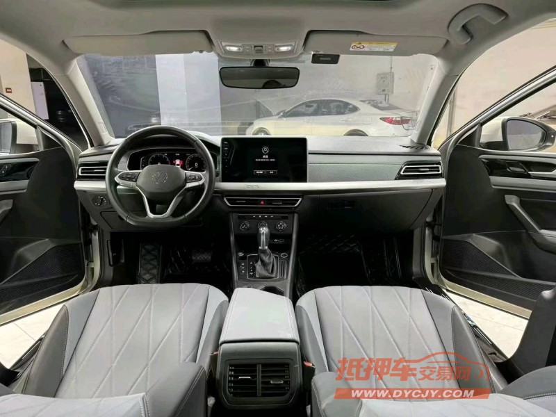 成都22年大众朗逸9