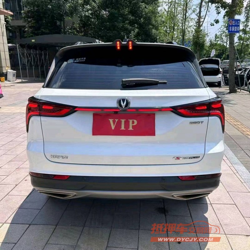 成都21年长安汽车CS758