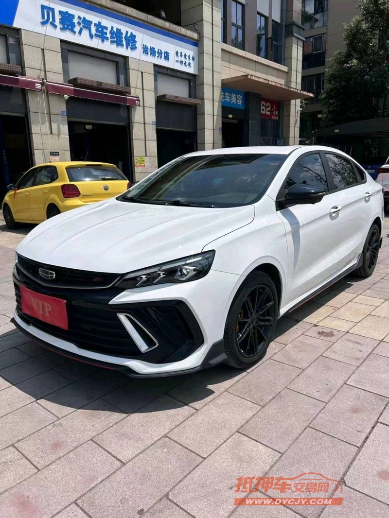 成都22年吉利缤瑞2