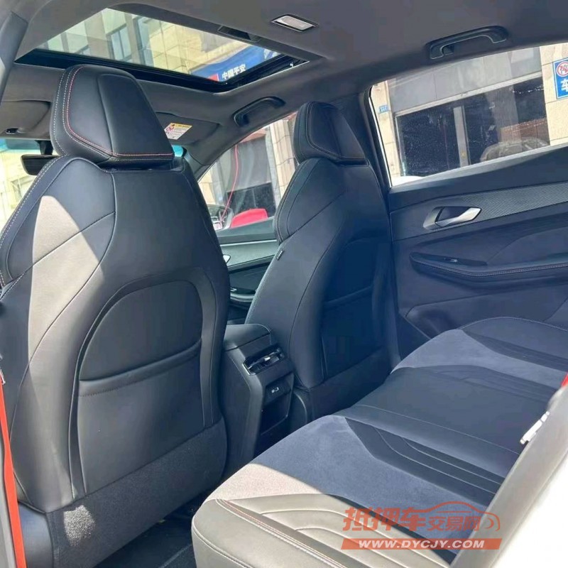 成都22年吉利缤瑞4