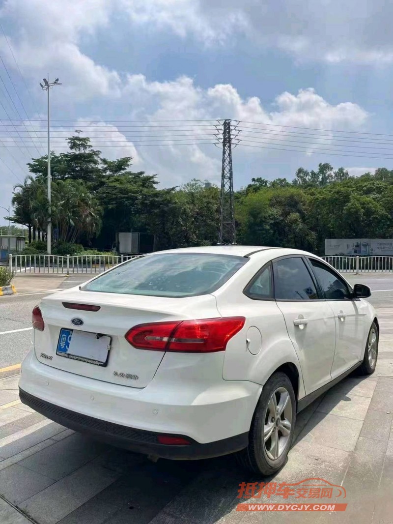 江门16年福特福克斯9