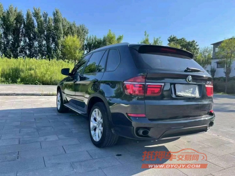 東營13年寶馬X53