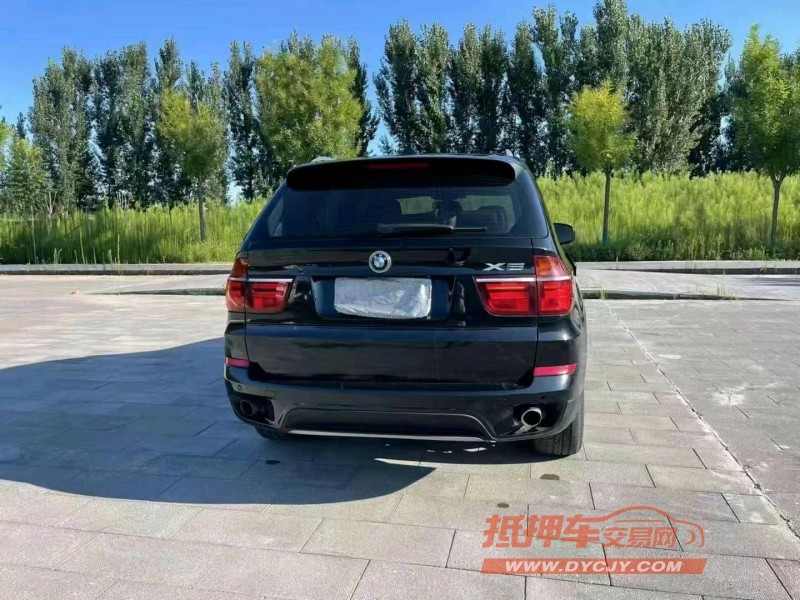 東營13年寶馬X57