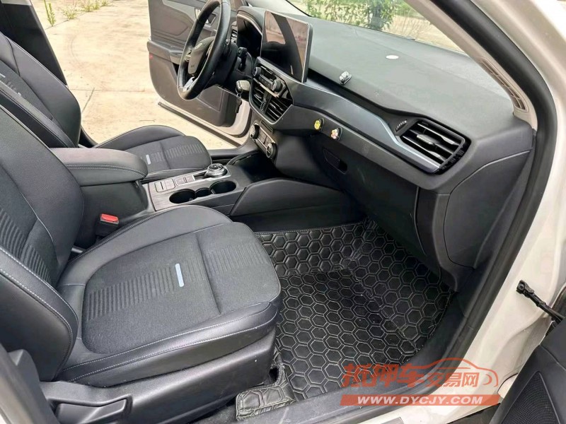 徐州20年福特福克斯6